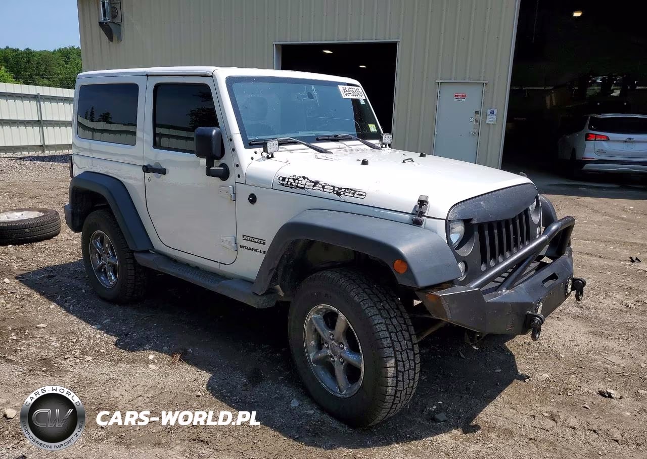 2015 Jeep Wrangler Sport VIN:1C4AJWAGXFL529916 - 4