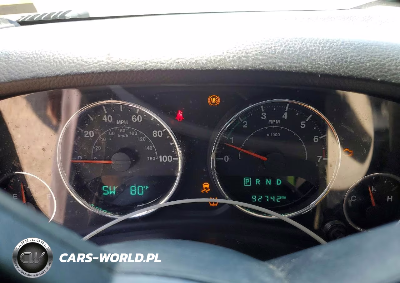 2015 Jeep Wrangler Sport VIN:1C4AJWAGXFL529916 - 9