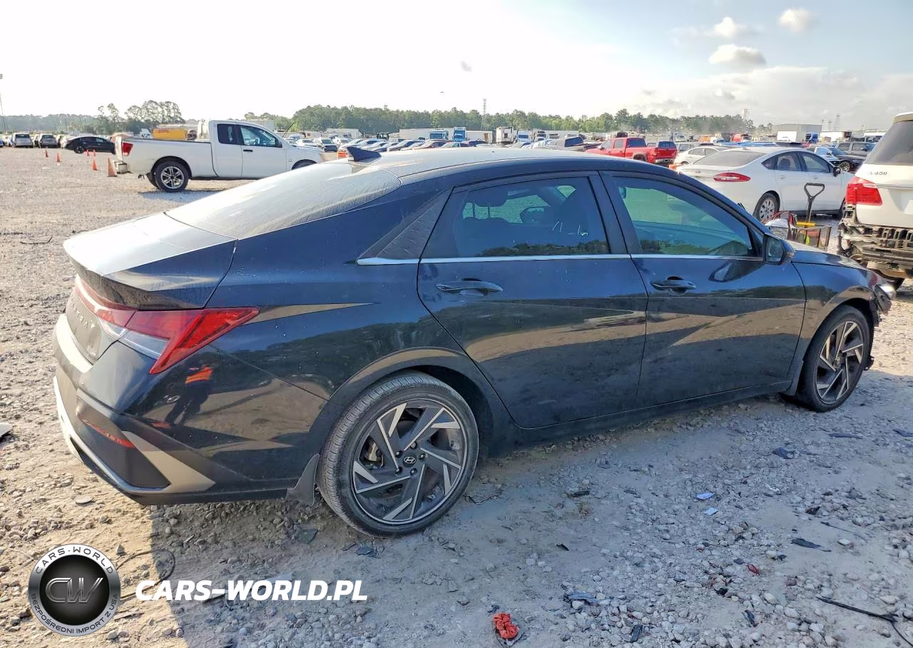 2025 Hyundai Elantra Sel VIN:KMHLS4DG0SU940974 - 3
