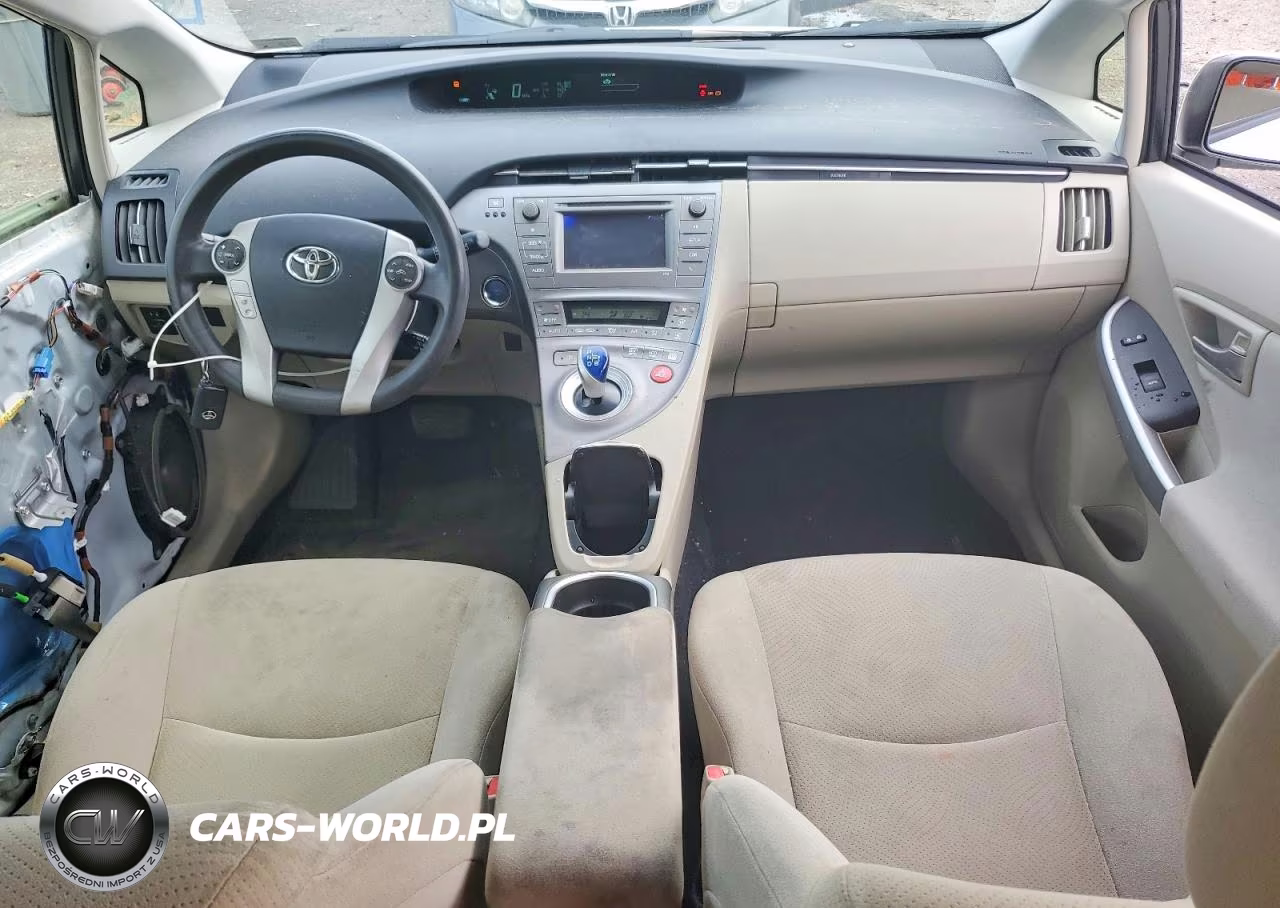 2015 Toyota Prius Two VIN:JTDKN3DU9F1879459 - 8