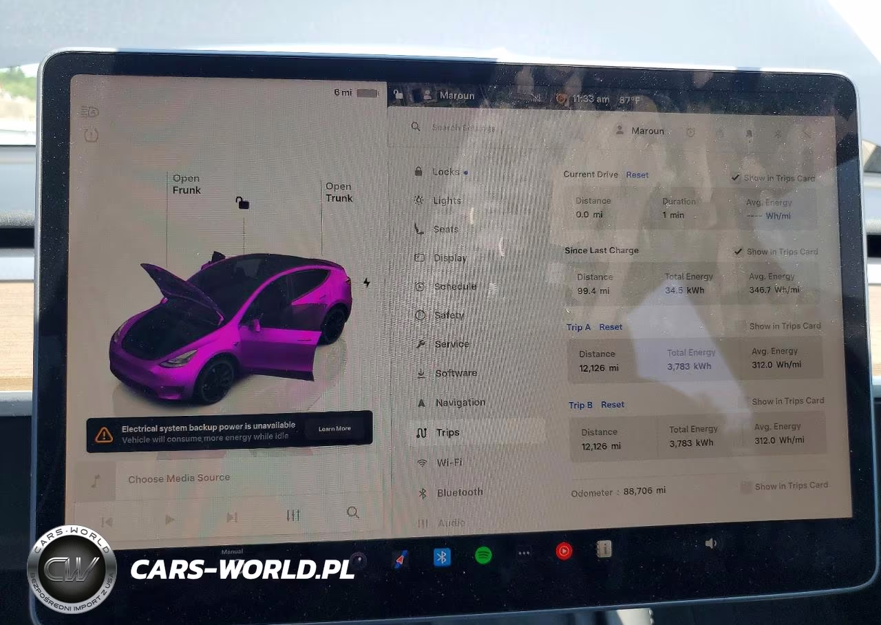 2022 Tesla Model Y VIN:7SAYGDEF8NF511955 - 9