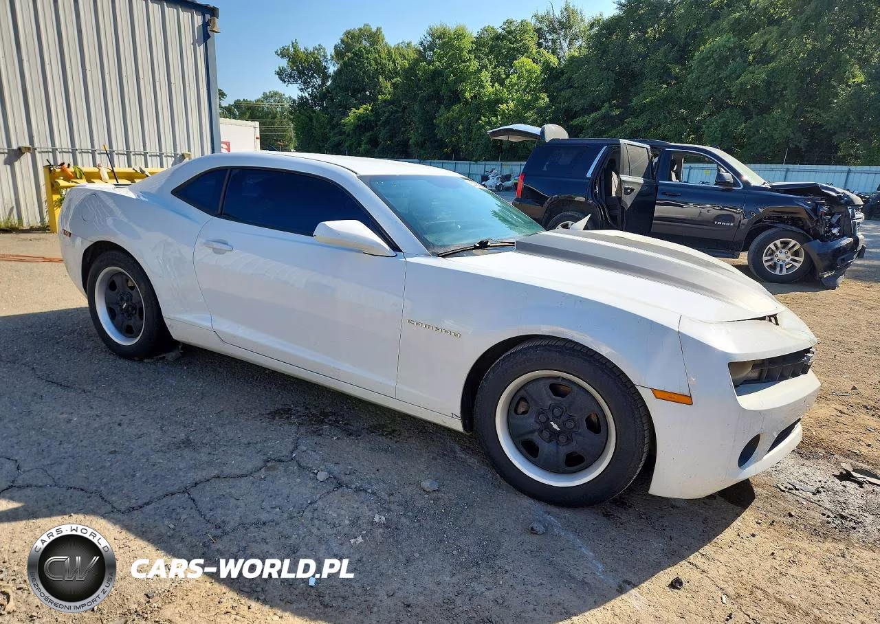 2013 Chevrolet Camaro Ls VIN:2G1FA1E32D9156741 - 4