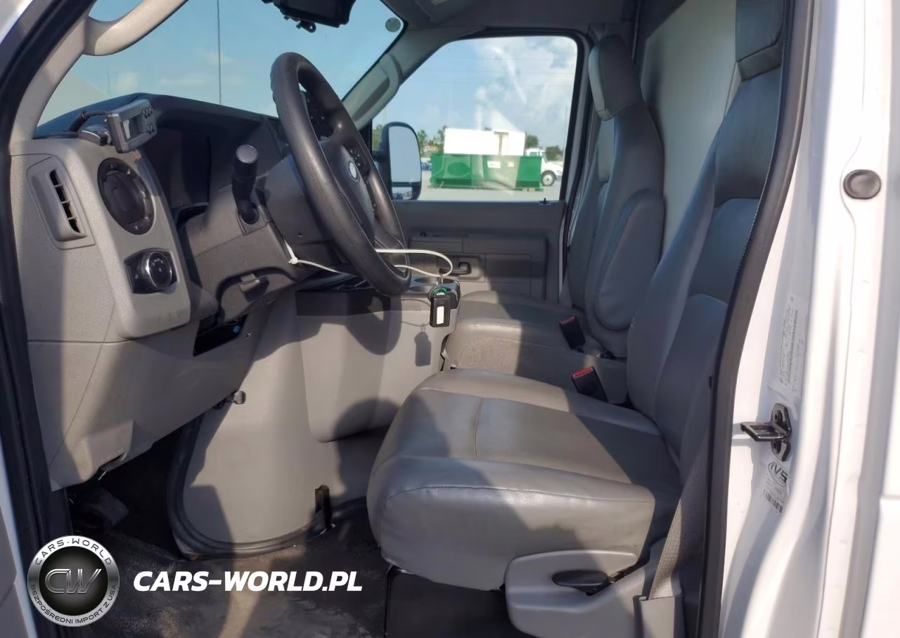 2023 Ford Econoline E350 Super Duty Cutaway Van VIN:1FDWE3FK8PDD14726 - 7