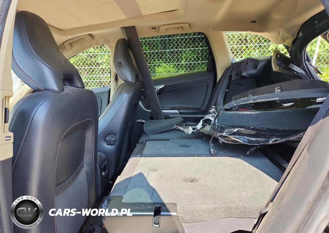 2010 Volvo Xc60 3.2 VIN:YV4982DZ5A2065174 - 11