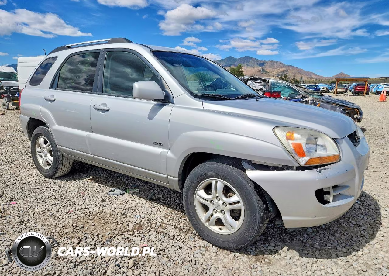 2007 Kia Sportage Lx VIN:KNDJE723677309303 - 4