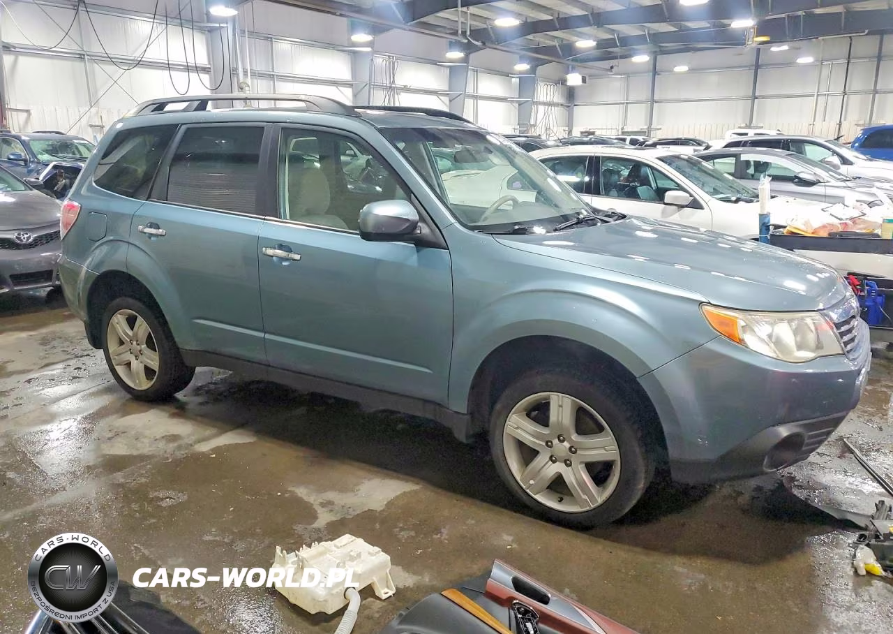 2010 Subaru Forester 2.5X Premium VIN:JF2SH6CC5AH913366 - 4