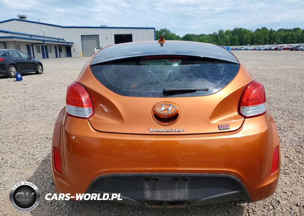 2015 Hyundai Veloster Re:flex VIN:KMHTC6AD5FU222930 - 6