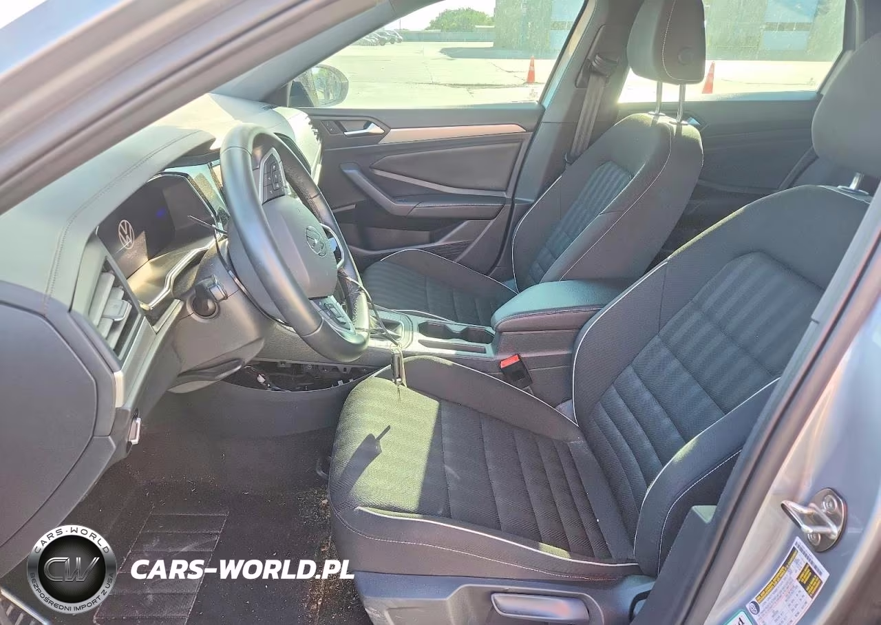 2023 Volkswagen Jetta Sport VIN:3VWBM7BUXPM008505 - 7