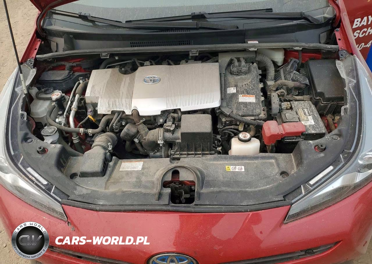 2021 Toyota Prius Limited VIN:JTDKAMFU5M3131727 - 12
