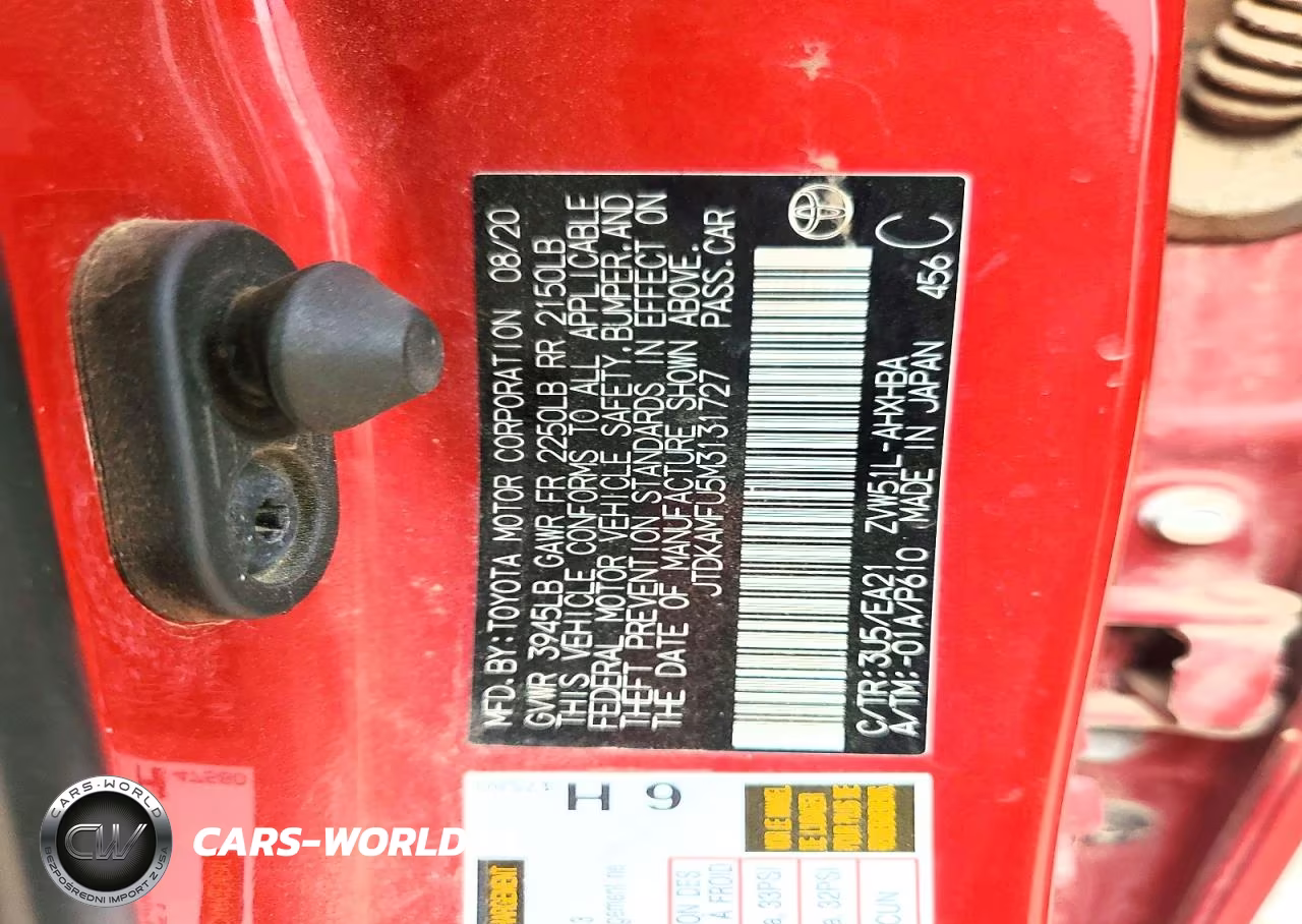 2021 Toyota Prius Limited VIN:JTDKAMFU5M3131727 - 13