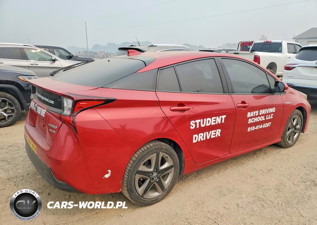 2021 Toyota Prius Limited VIN:JTDKAMFU5M3131727 - 3
