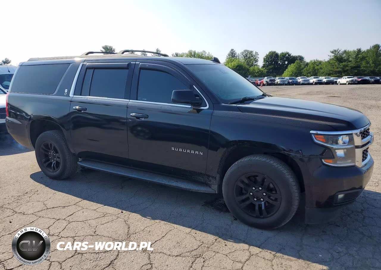 2018 Chevrolet Suburban K1500 Lt VIN:1GNSKHKC0JR371284 - 4