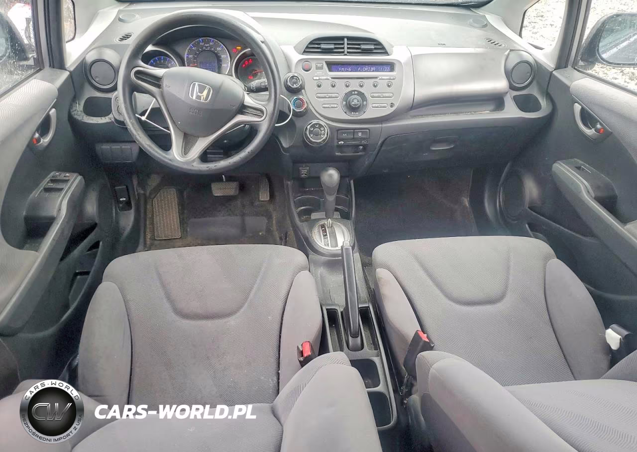 2009 Honda Fit VIN:JHMGE88229S048359 - 8