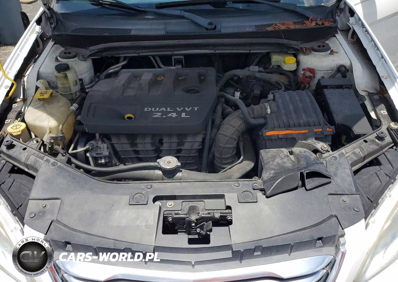 2012 Chrysler 200 Touring VIN:1C3BCBEB8CN254122 - 11