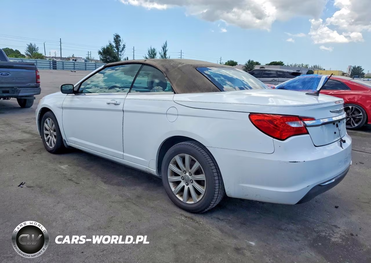 2012 Chrysler 200 Touring VIN:1C3BCBEB8CN254122 - 2
