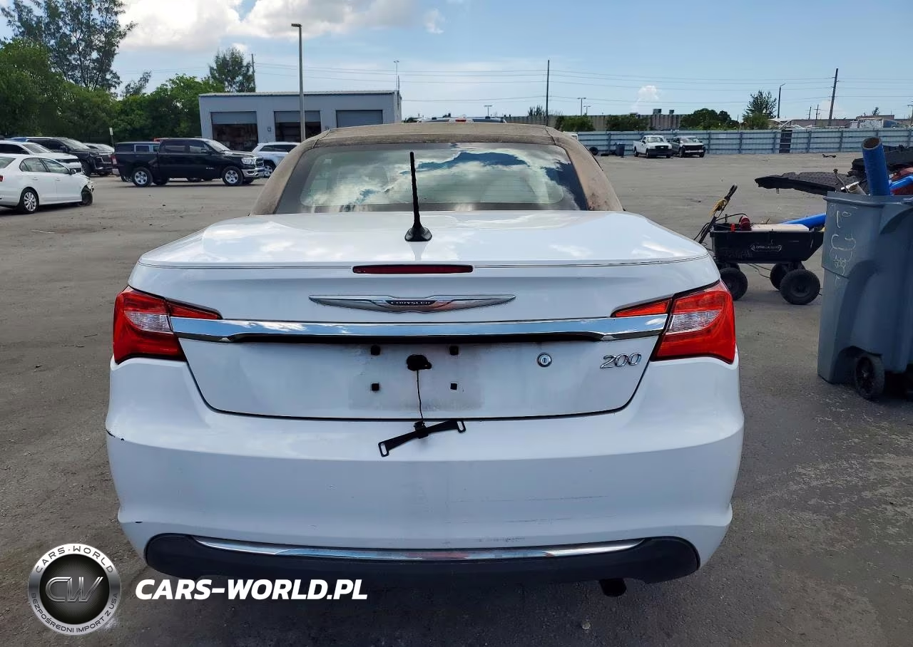 2012 Chrysler 200 Touring VIN:1C3BCBEB8CN254122 - 6