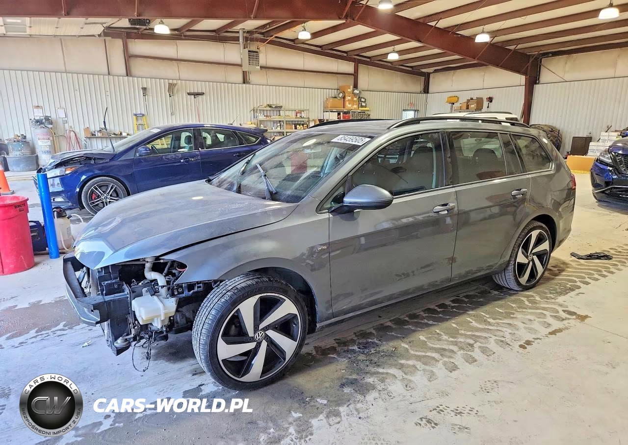 2016 Volkswagen Golf Sportwagen S