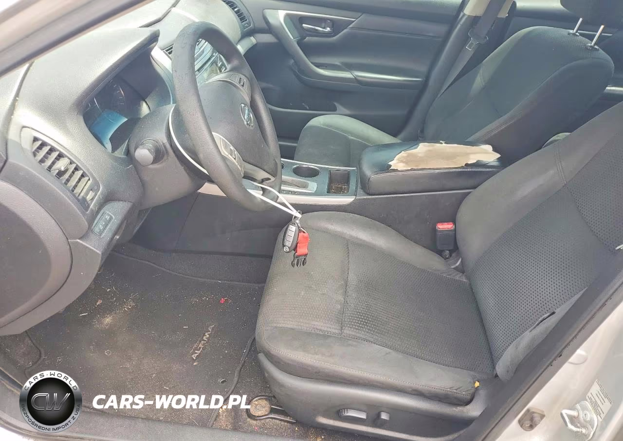 2015 Nissan Altima 2.5 S VIN:1N4AL3AP9FN387917 - 7