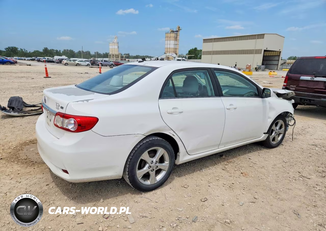 2012 Toyota Corolla Le VIN:5YFBU4EE1CP006702 - 3