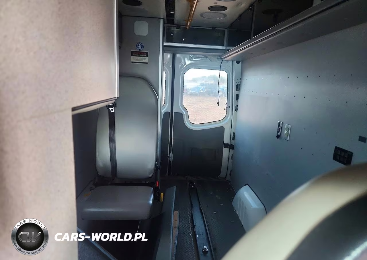 2017 Mercedes-Benz Sprinter 2500 Ambulance VIN:WDAPE7CDXHP384382 - 10