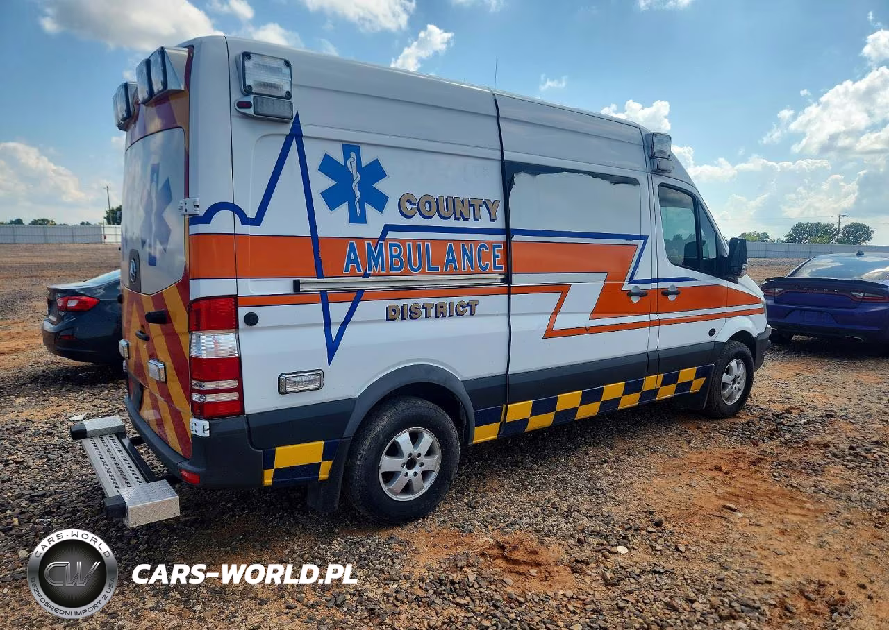 2017 Mercedes-Benz Sprinter 2500 Ambulance VIN:WDAPE7CDXHP384382 - 3