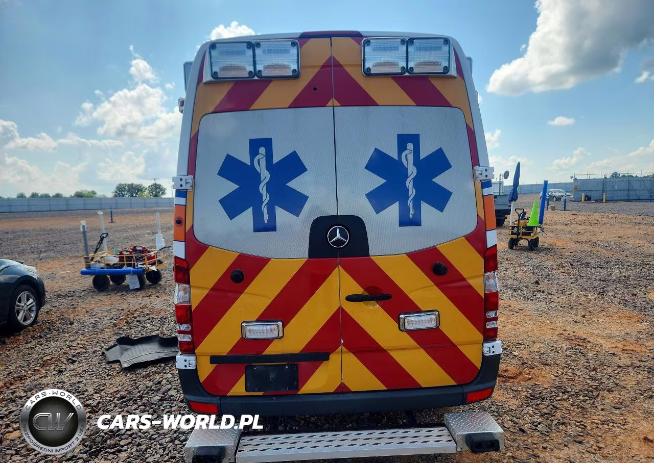 2017 Mercedes-Benz Sprinter 2500 Ambulance VIN:WDAPE7CDXHP384382 - 6