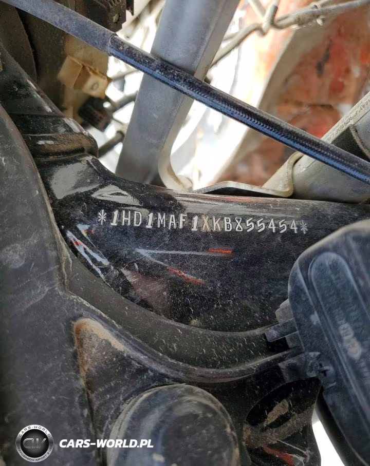 2019 Harley-Davidson Flhtcutg VIN:1HD1MAF1XKB855454 - 9