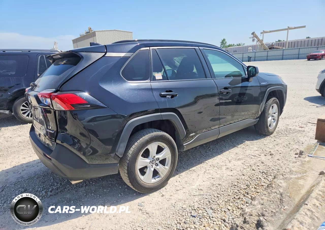 2020 Toyota Rav4 Le VIN:4T3L6RFVXLU001093 - 3