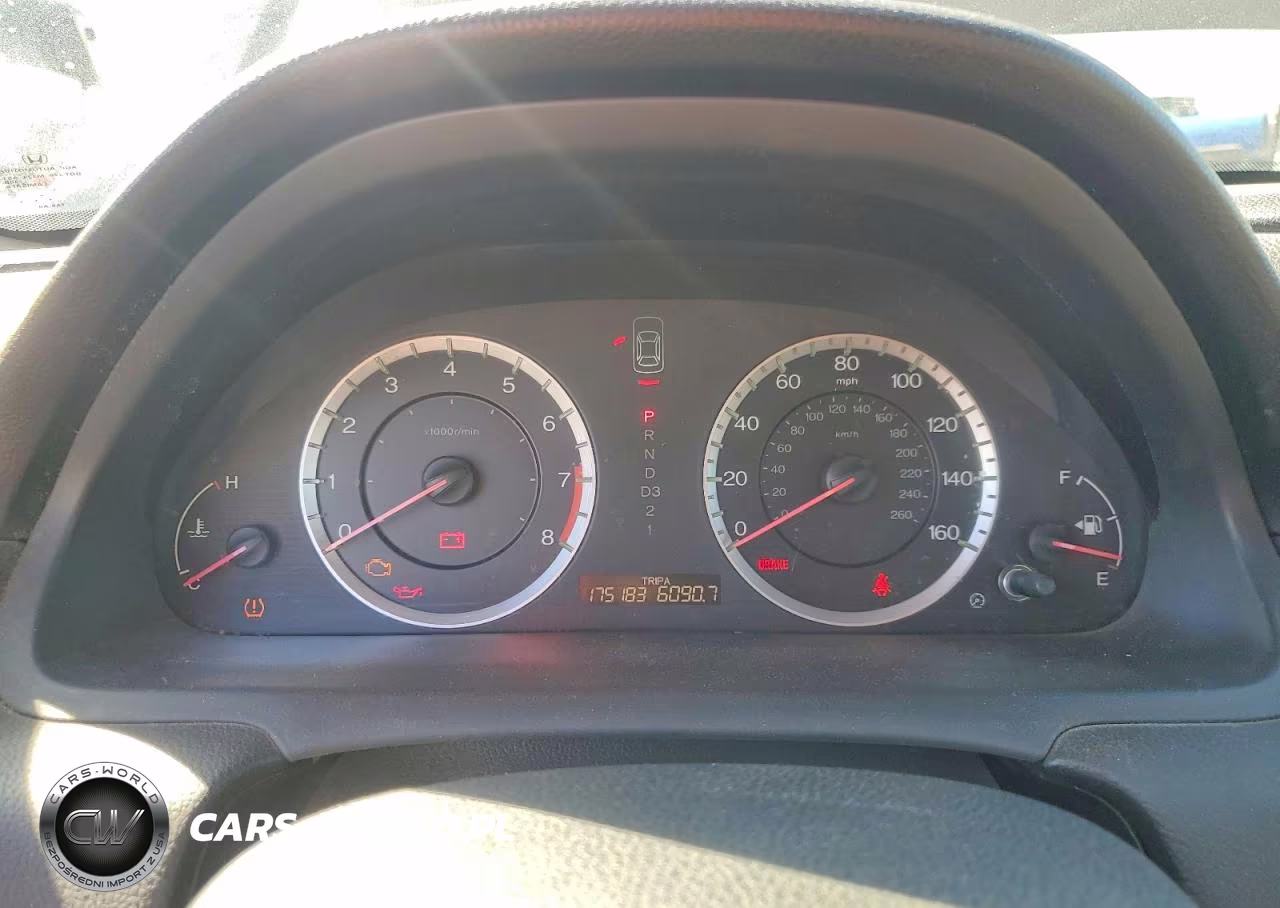 2011 Honda Accord Lx VIN:1HGCP2F31BA102461 - 9