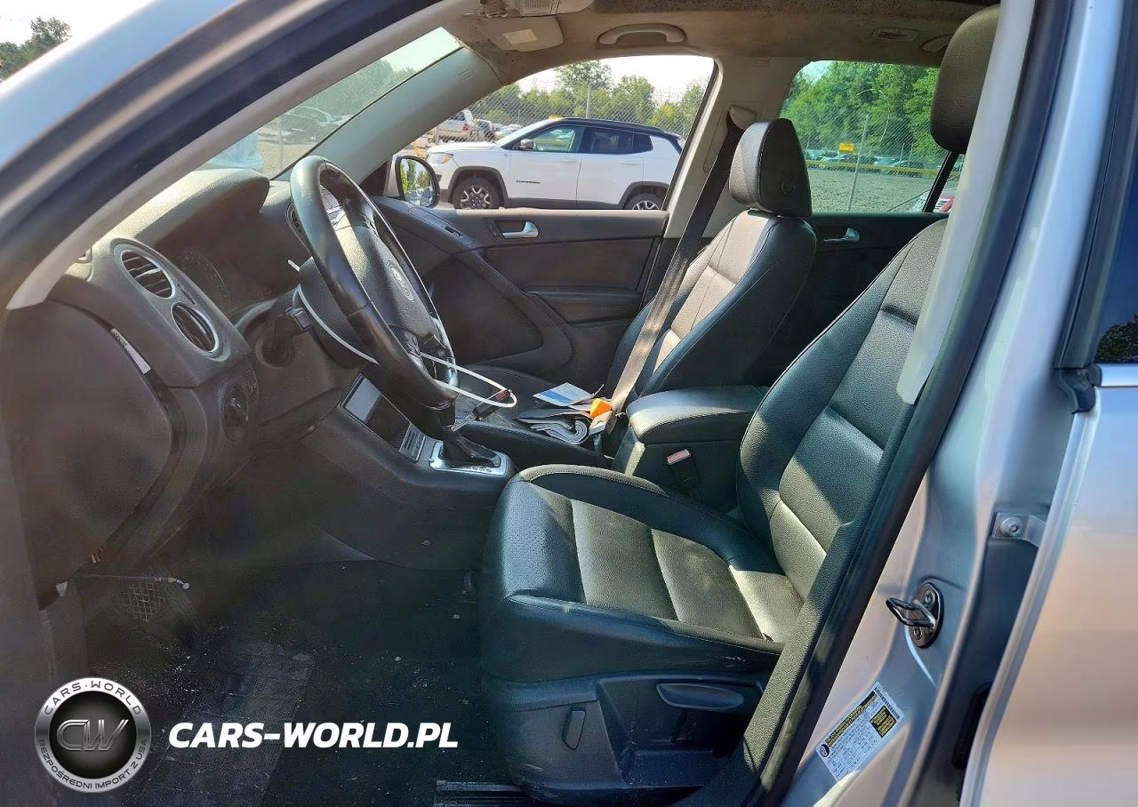 2010 Volkswagen Tiguan Se VIN:WVGBV7AX1AW001912 - 7