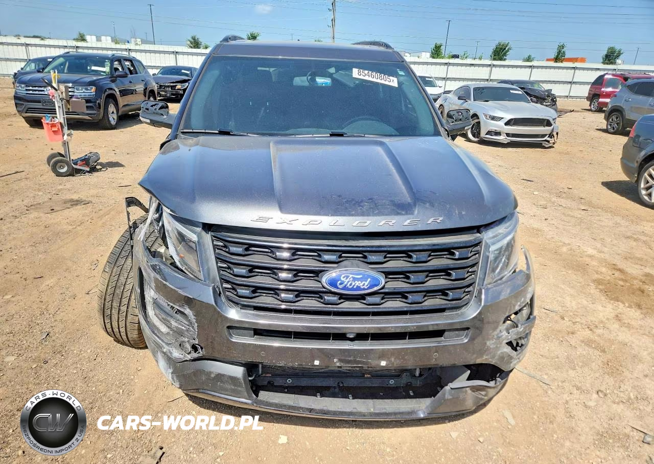 2017 Ford Explorer Sport VIN:1FM5K8GT9HGD98970 - 5