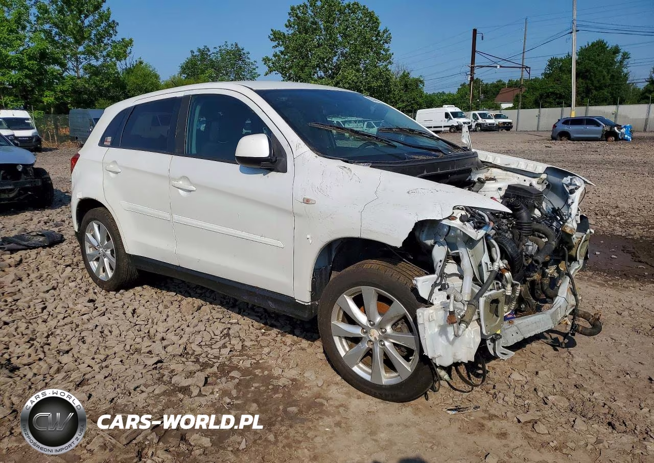 2015 Mitsubishi Outlander Sport Es VIN:4A4AR3AU1FE030092 - 4