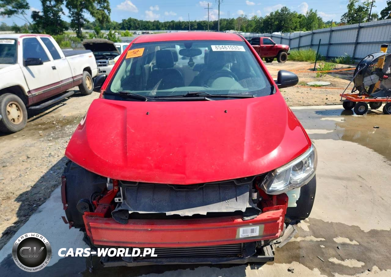 2018 Chevrolet Sonic Premier VIN:1G1JF5SB1J4107219 - 5