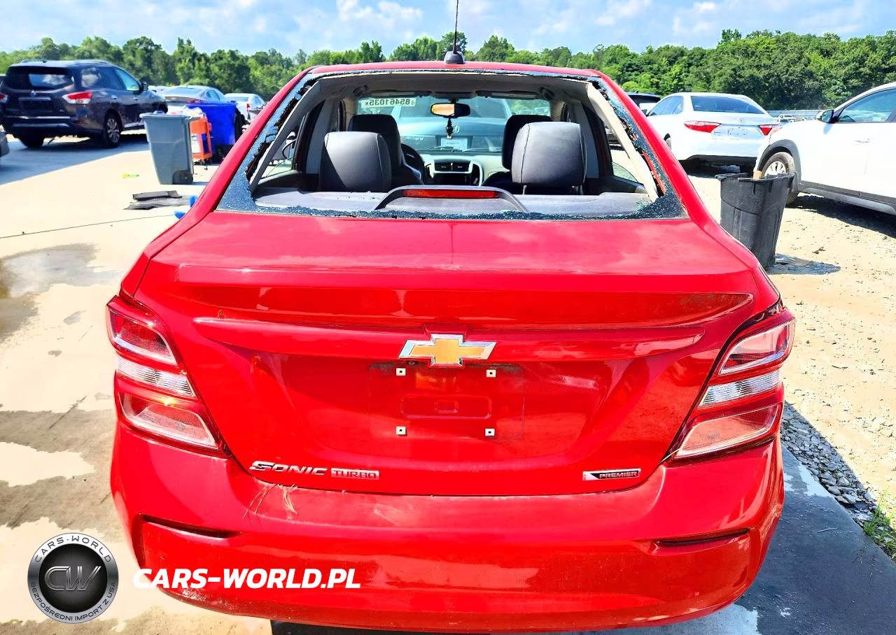 2018 Chevrolet Sonic Premier VIN:1G1JF5SB1J4107219 - 6
