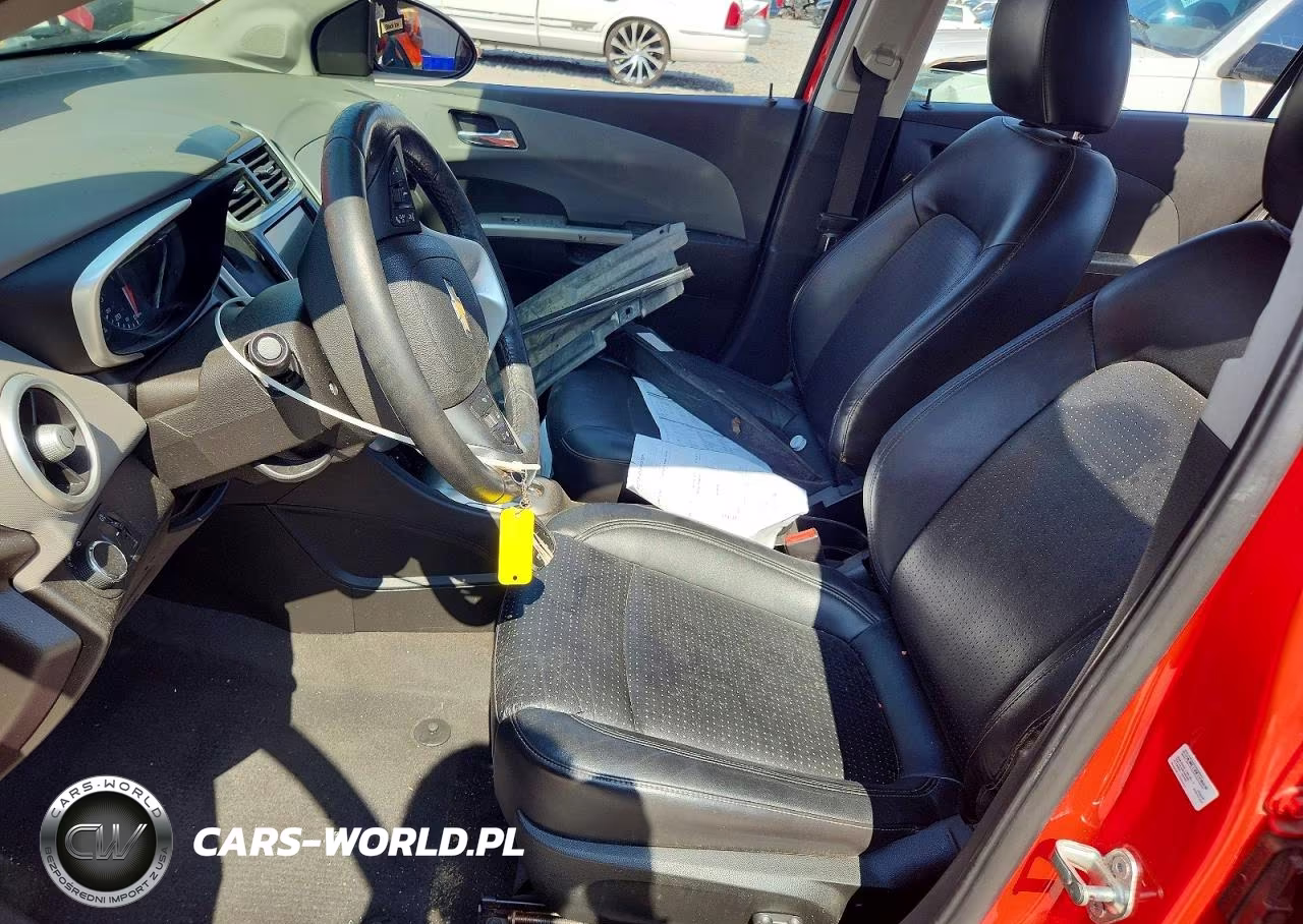 2018 Chevrolet Sonic Premier VIN:1G1JF5SB1J4107219 - 7