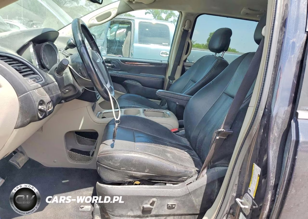 2013 Chrysler Town & Country Touring L VIN:2C4RC1CG3DR808223 - 7