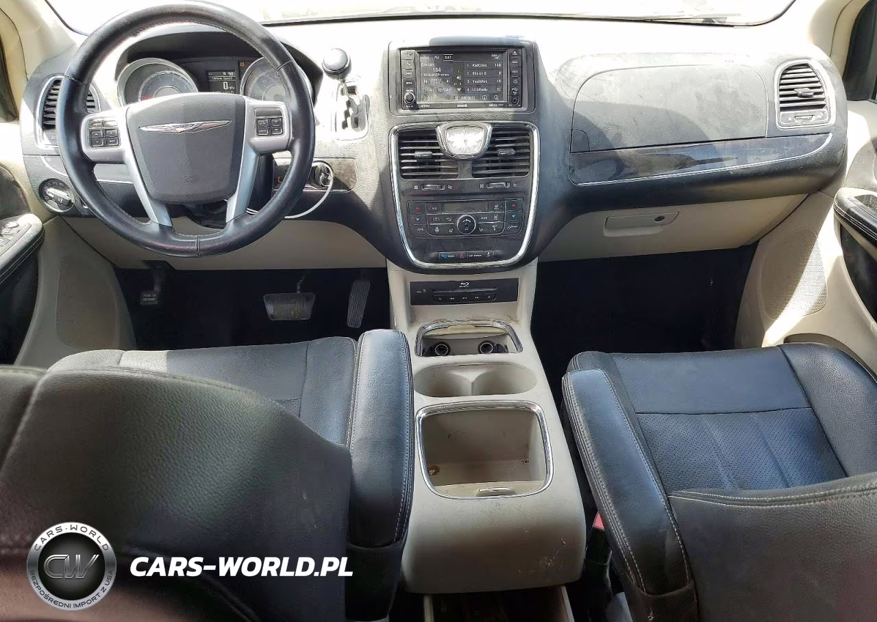 2013 Chrysler Town & Country Touring L VIN:2C4RC1CG3DR808223 - 8