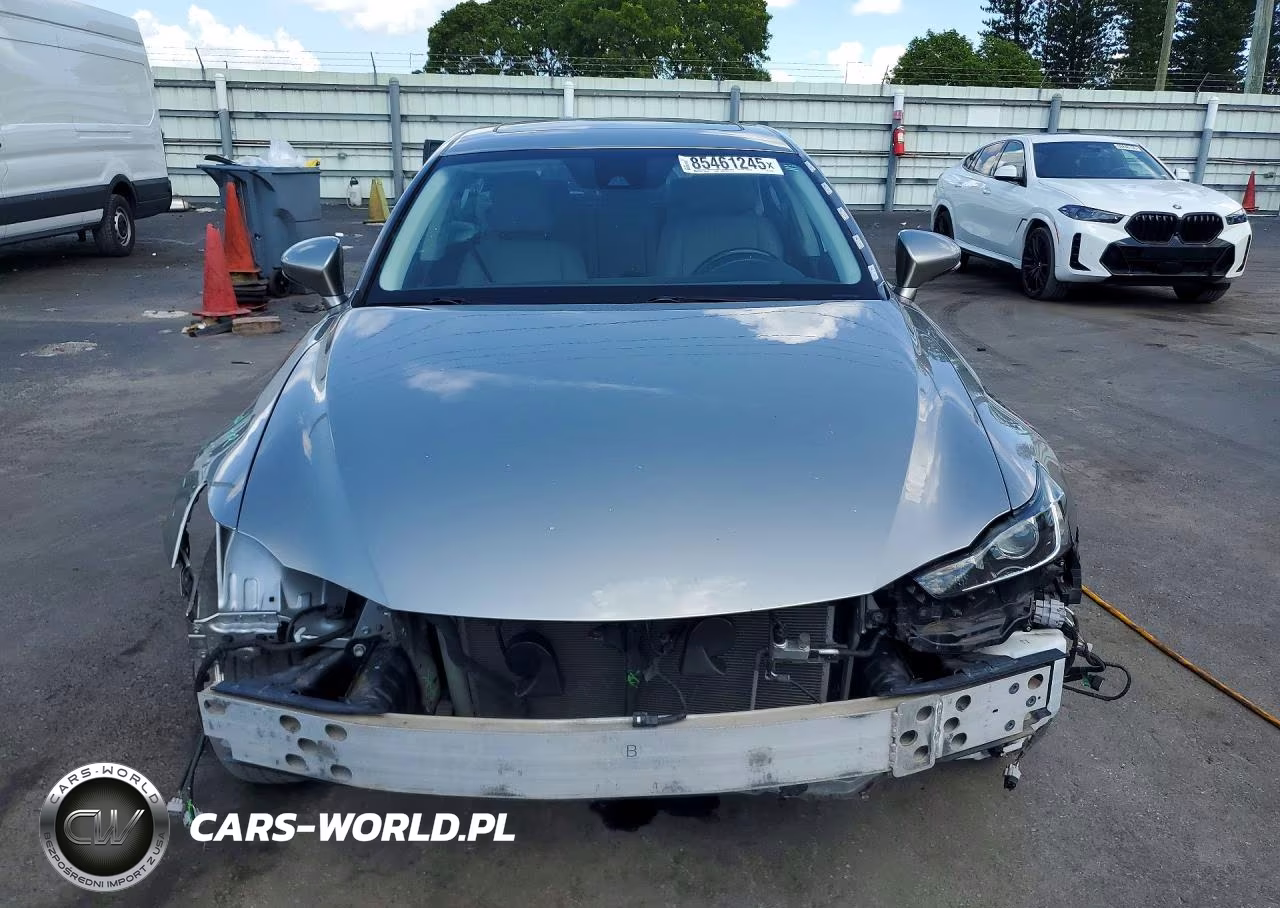 2018 Lexus Is 300 VIN:JTHBA1D28J5065785 - 5