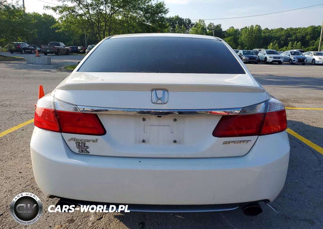 2015 Honda Accord Sport VIN:1HGCR2F53FA130697 - 6