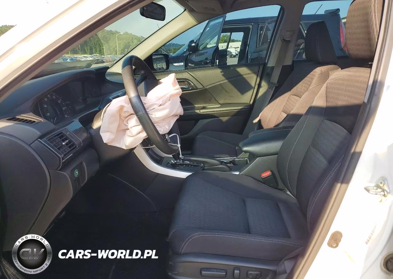 2015 Honda Accord Sport VIN:1HGCR2F53FA130697 - 7