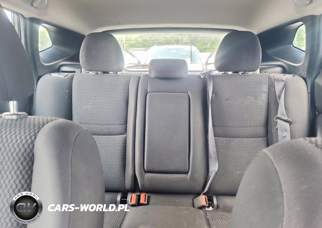 2019 Nissan Rogue Sport S VIN:JN1BJ1CR0KW622171 - 10