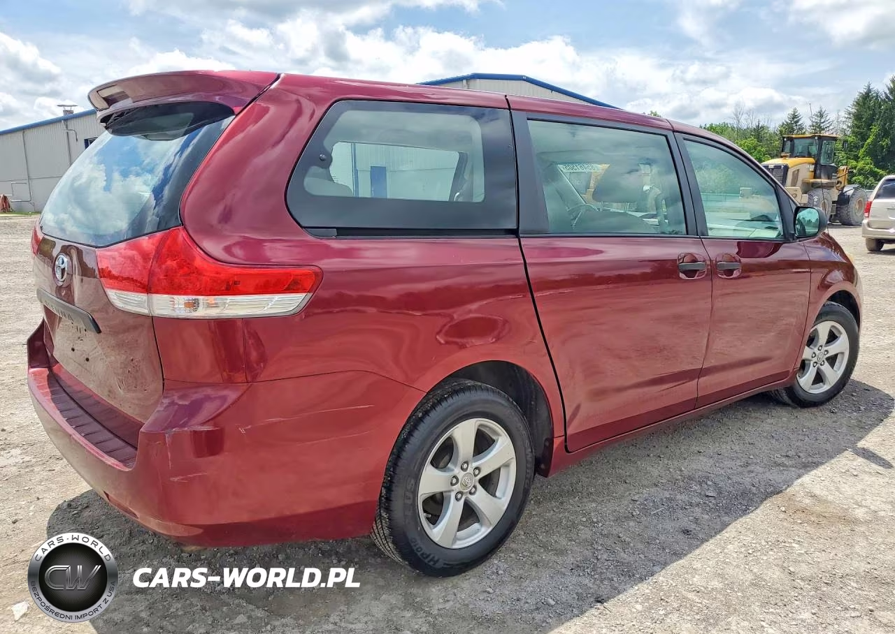 2011 Toyota Sienna Base 7-Passenger VIN:5TDKA3DC6BS001214 - 3