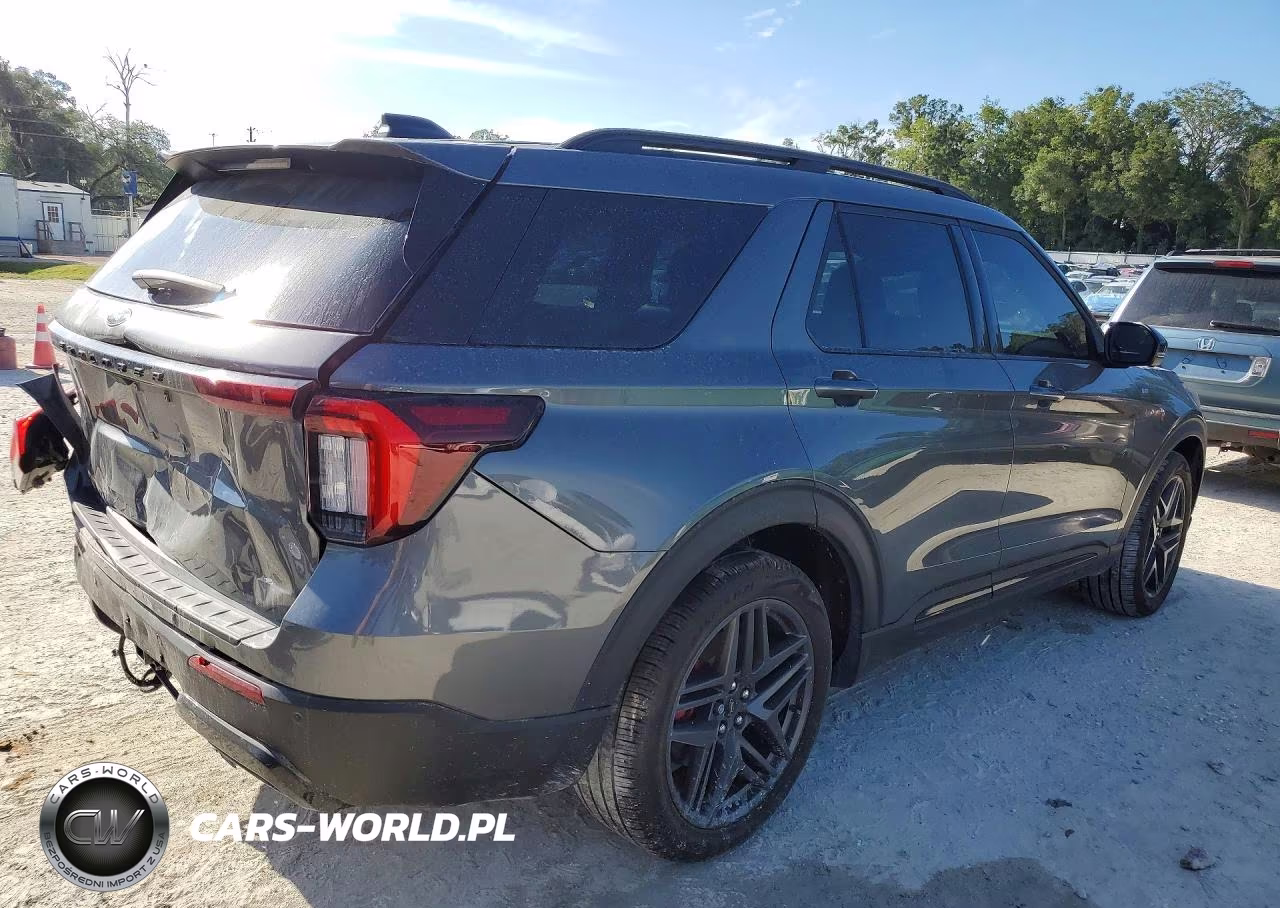 2025 Ford Explorer St-Line VIN:1FMUK7KH2SGC17255 - 3