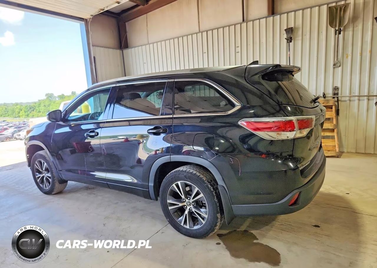 2015 Toyota Highlander Xle VIN:5TDJKRFH1FS146610 - 2