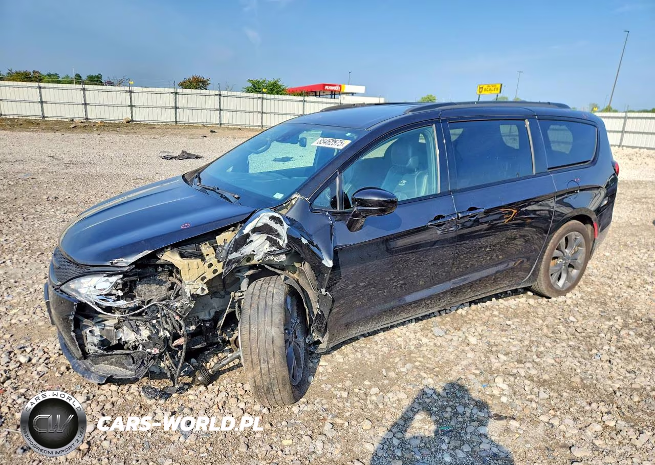 2020 Chrysler Pacifica Touring L Plus