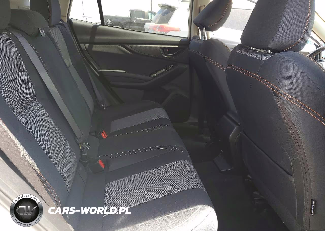 2021 Subaru Crosstrek Premium VIN:JF2GTAPC0M8226608 - 10