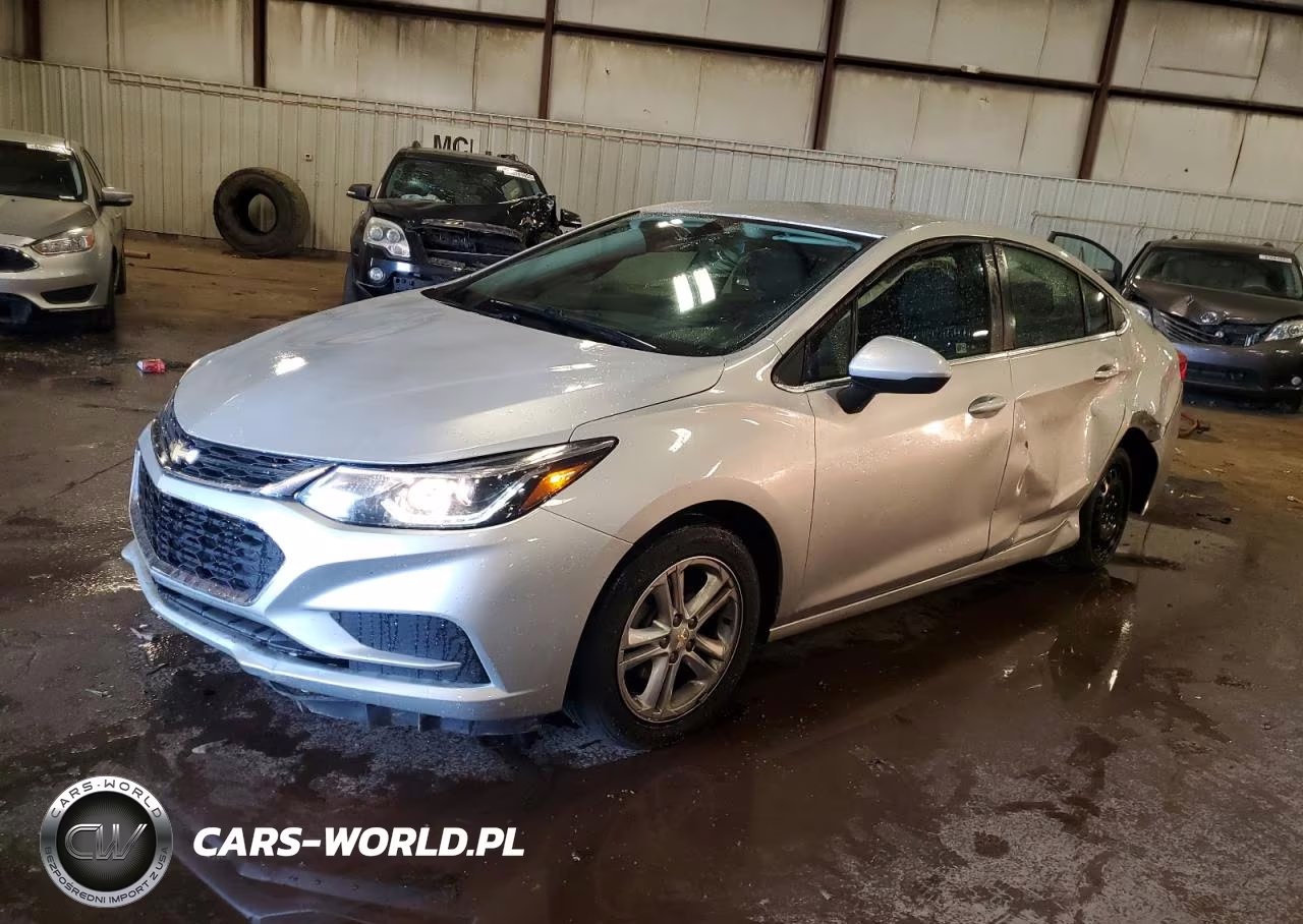 2017 Chevrolet Cruze Lt – zdjęcie 1 z 12