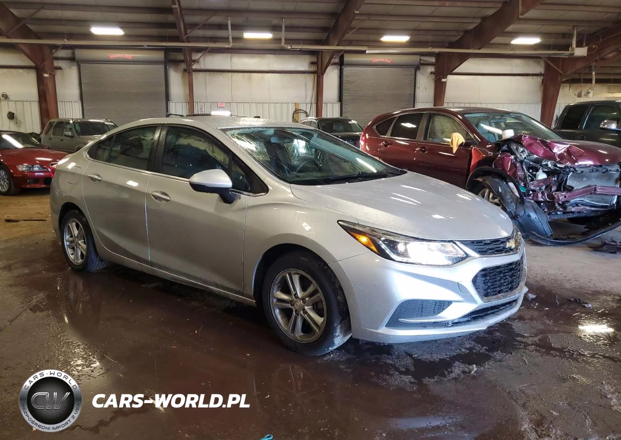 2017 Chevrolet Cruze Lt VIN:3G1BE5SM4HS601092 - 4