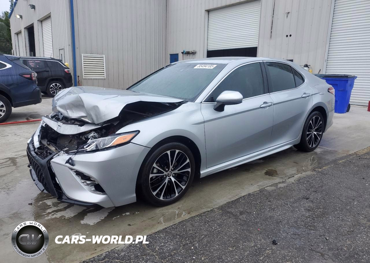 2020 Toyota Camry Se