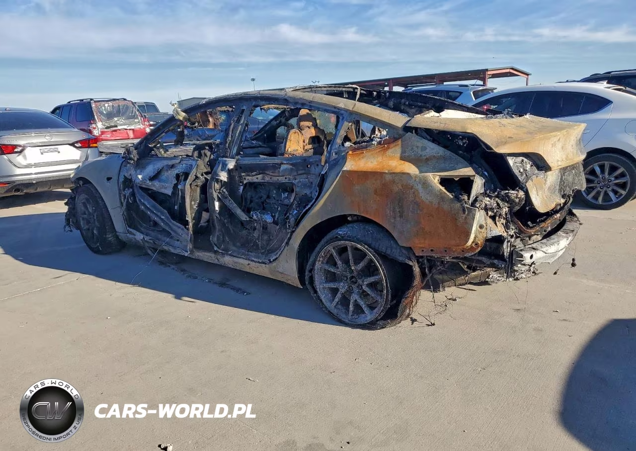 2018 Tesla Model 3 VIN:5YJ3E1EA6JF025803 - 2